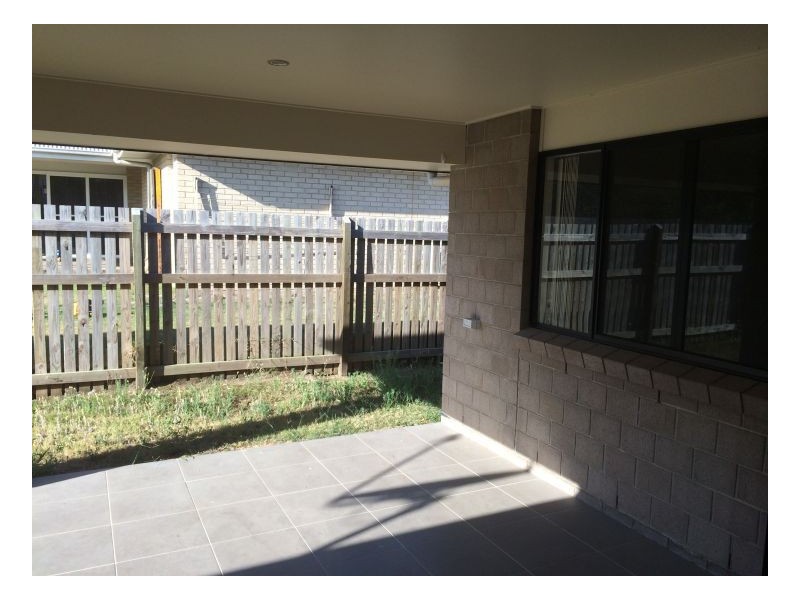 12 Morgan Circuit, Urraween QLD 4655