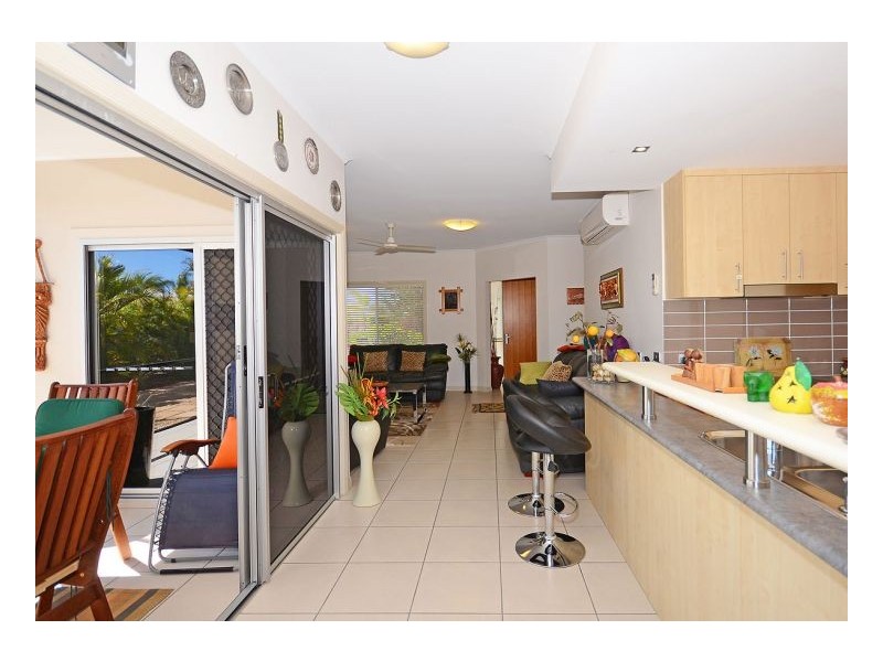 18/230 Pulgul Street, Urangan QLD 4655