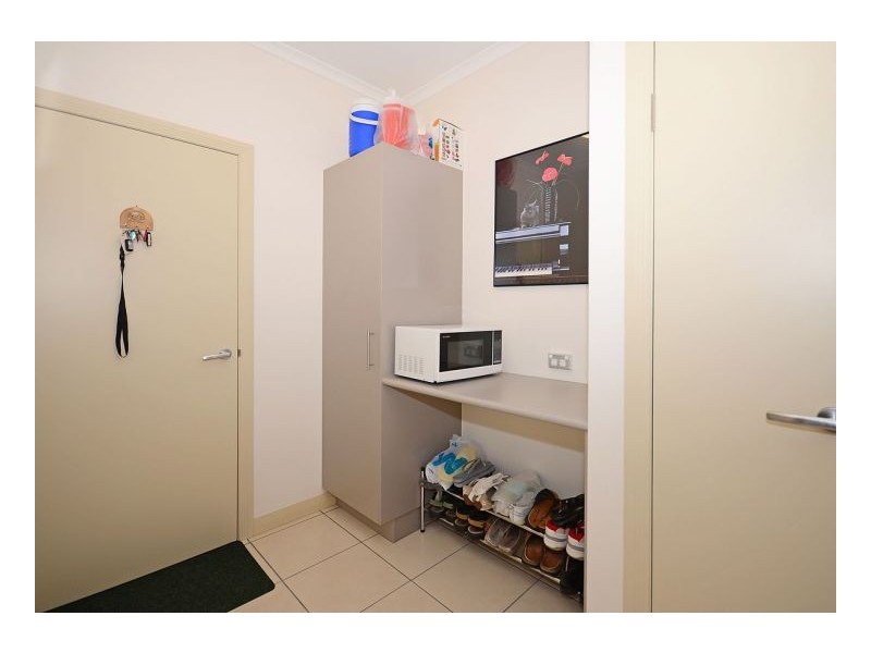 18/230 Pulgul Street, Urangan QLD 4655