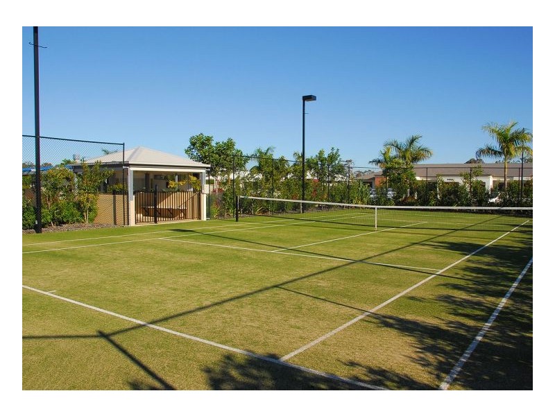 18/230 Pulgul Street, Urangan QLD 4655
