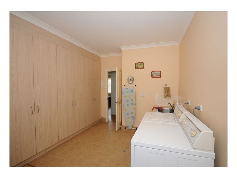 3 Grassway Ct, Craignish QLD 4655