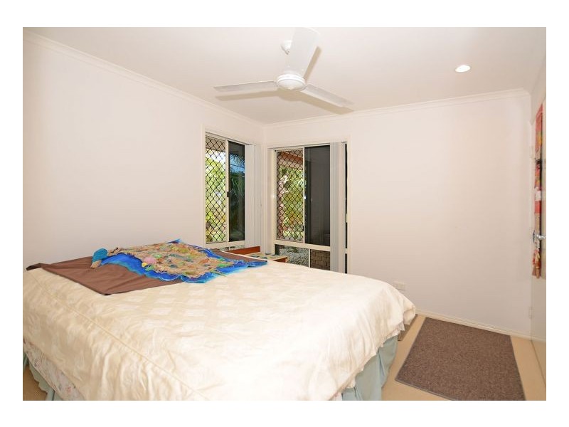 24 Jonwest Cl, Torquay QLD 4655