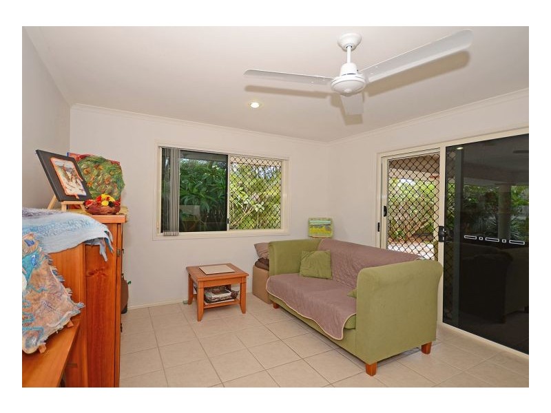 24 Jonwest Cl, Torquay QLD 4655
