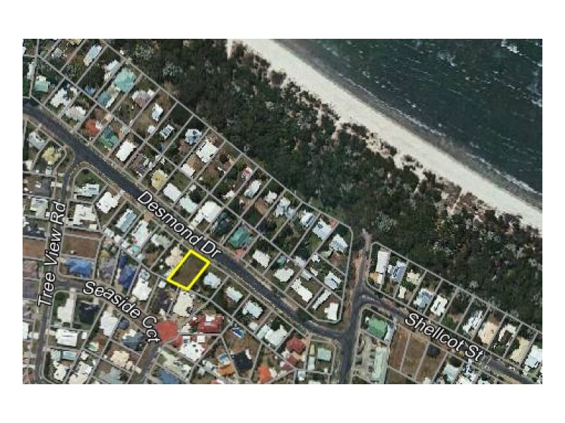 14 Desmond Drive, Toogoom QLD 4655