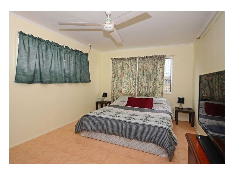8 Maple Street, Pialba QLD 4655