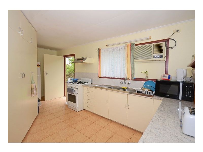 8 Maple Street, Pialba QLD 4655