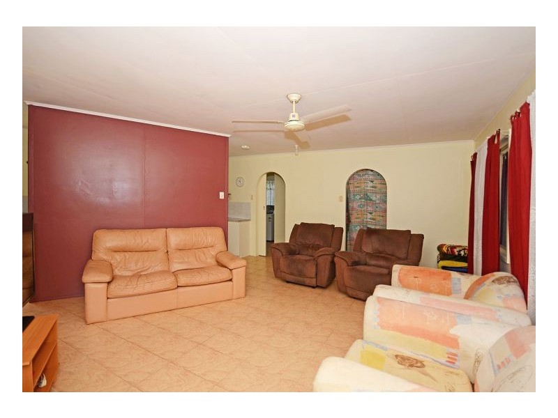 8 Maple Street, Pialba QLD 4655