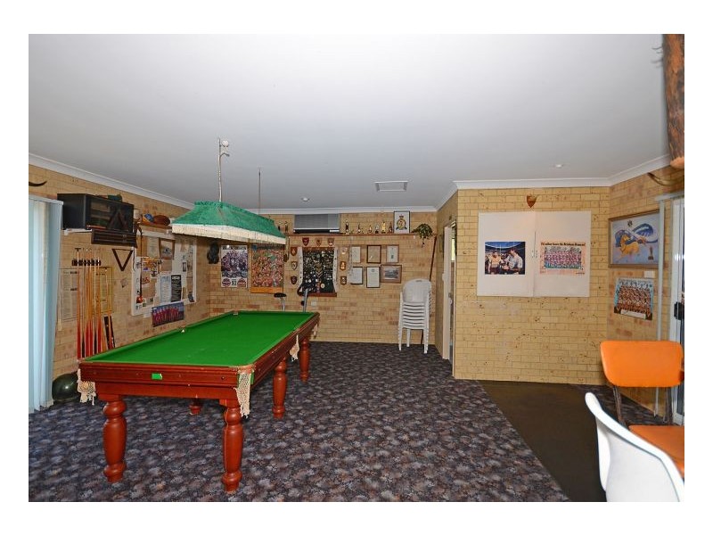 6 Palm Way, Dundowran Beach QLD 4655