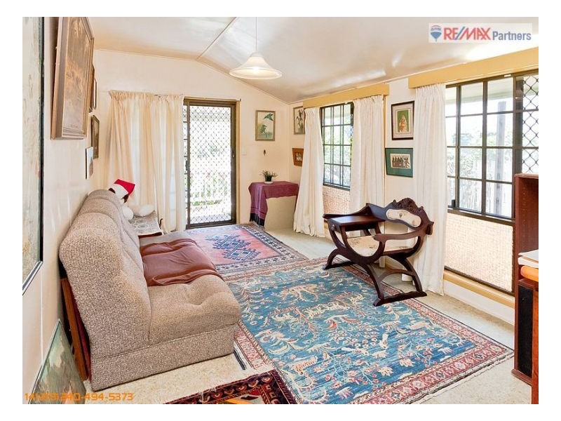 14 Dayman Street, Urangan QLD 4655