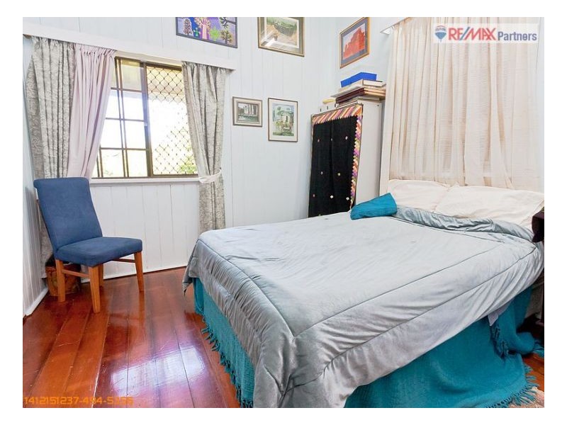 14 Dayman Street, Urangan QLD 4655