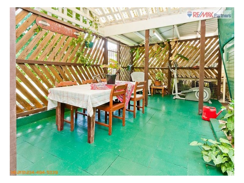 14 Dayman Street, Urangan QLD 4655