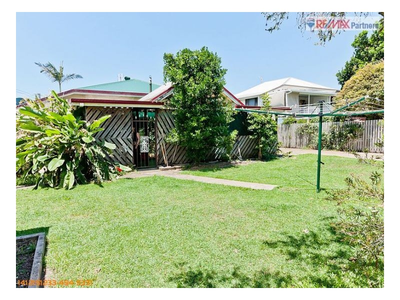14 Dayman Street, Urangan QLD 4655