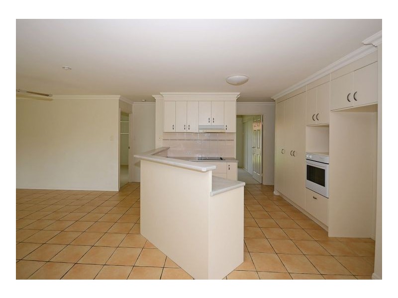 21 Durham Ct, Kawungan QLD 4655