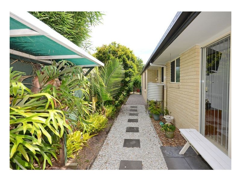 9 Blackall Court, Torquay QLD 4655