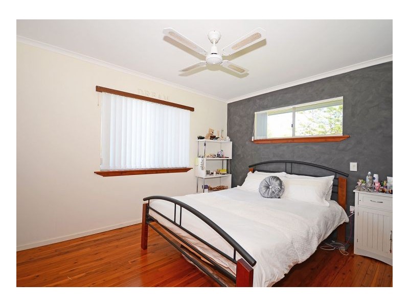 141 Truro St, Torquay QLD 4655