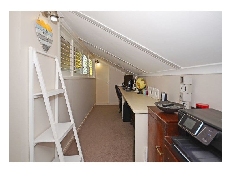 141 Truro St, Torquay QLD 4655