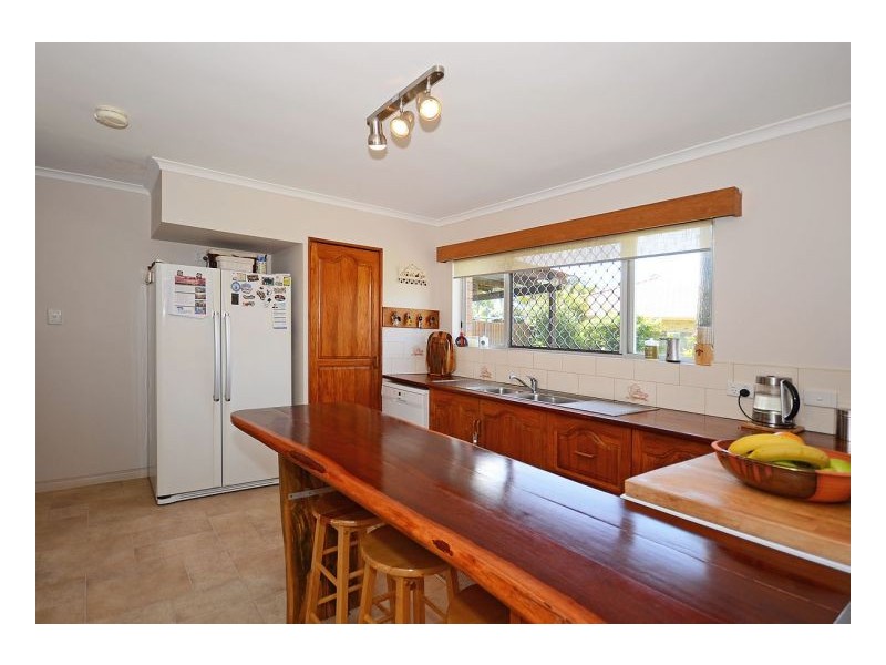 141 Truro St, Torquay QLD 4655