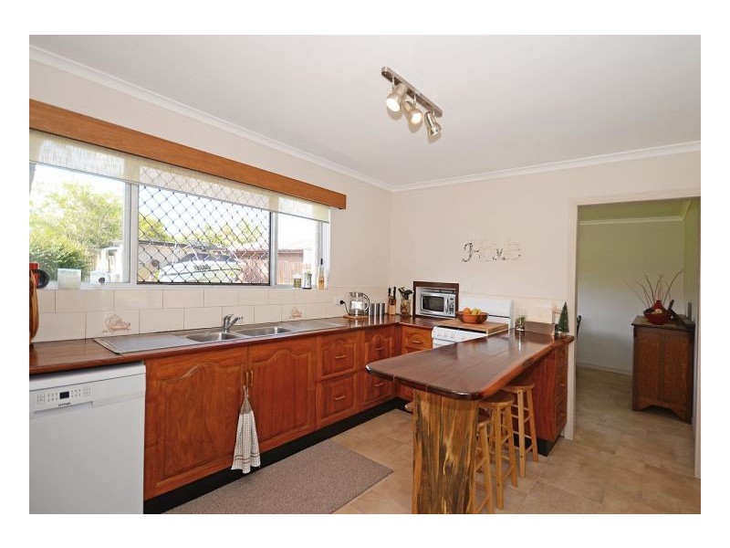 141 Truro St, Torquay QLD 4655
