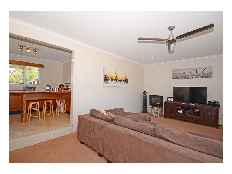 141 Truro St, Torquay QLD 4655