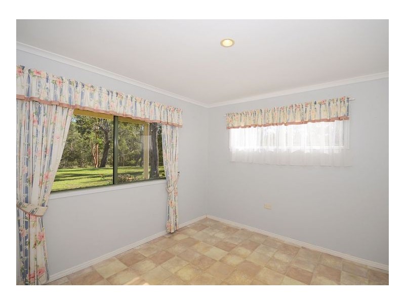 5 Caroline Court, Burrum River QLD 4659