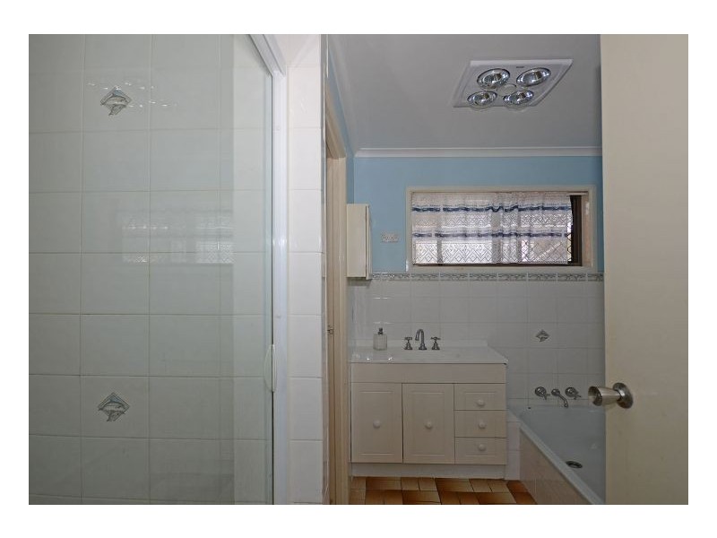 56 Limpus Street, Urangan QLD 4655