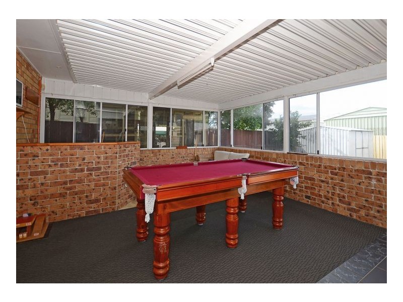 56 Limpus Street, Urangan QLD 4655