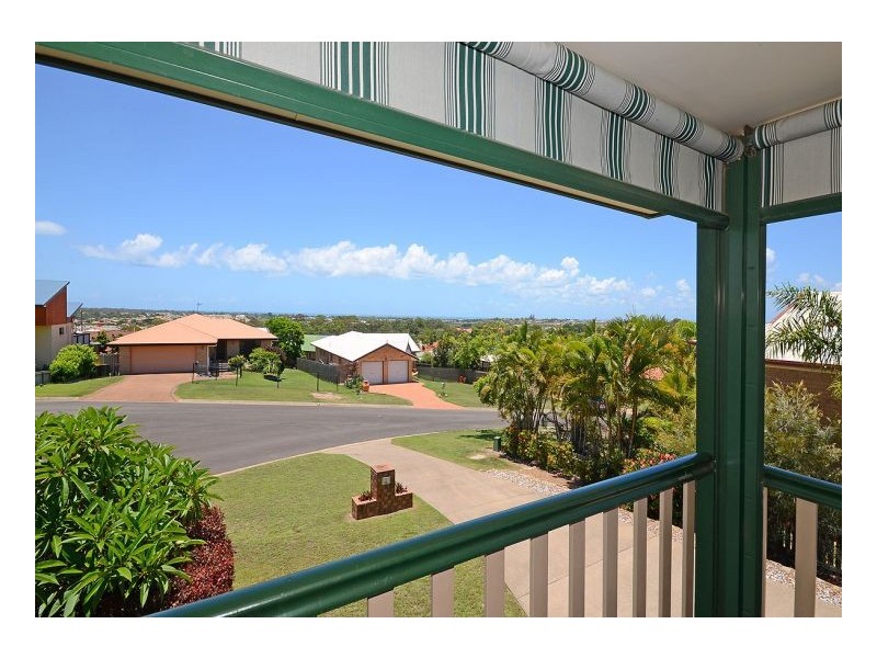 8 Nicholson Ct, Urraween QLD 4655