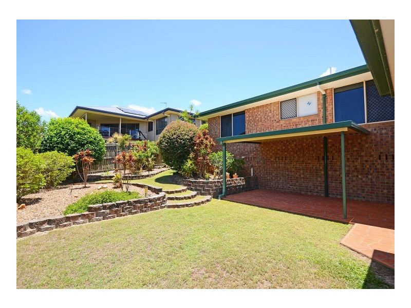 8 Nicholson Ct, Urraween QLD 4655