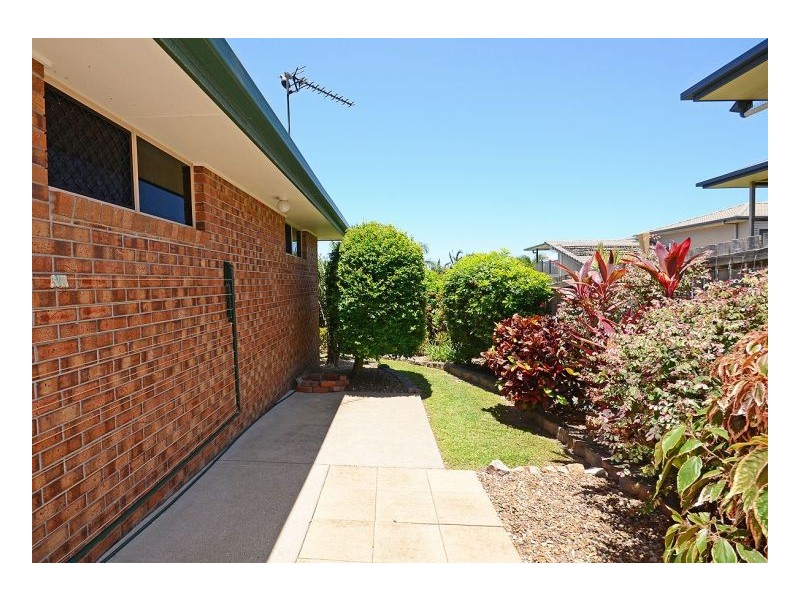 8 Nicholson Ct, Urraween QLD 4655