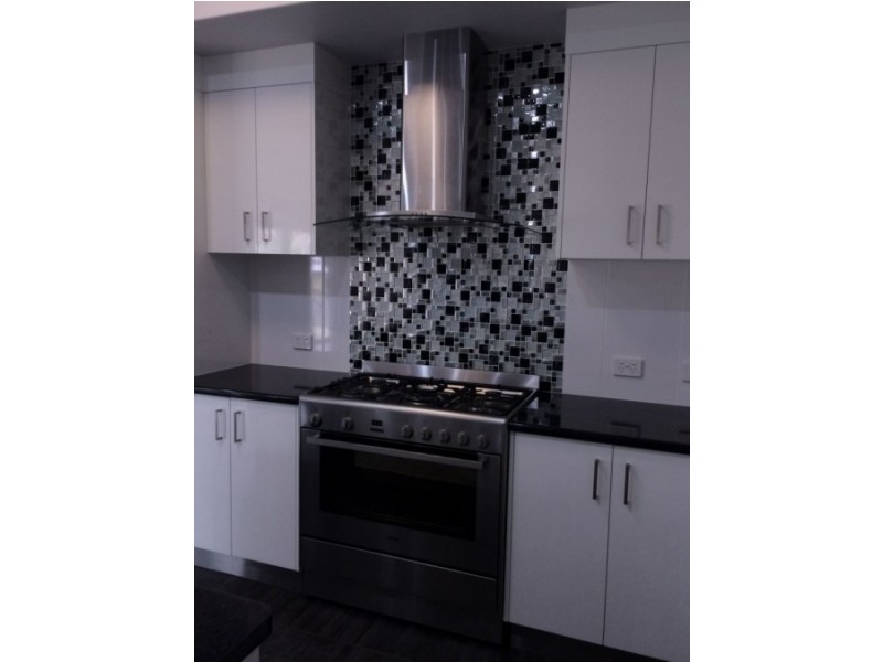 27 Spence Street, Point Vernon QLD 4655