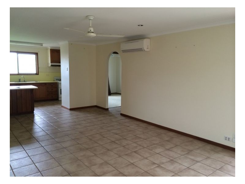 90 oleander avenue, Scarness QLD 4655