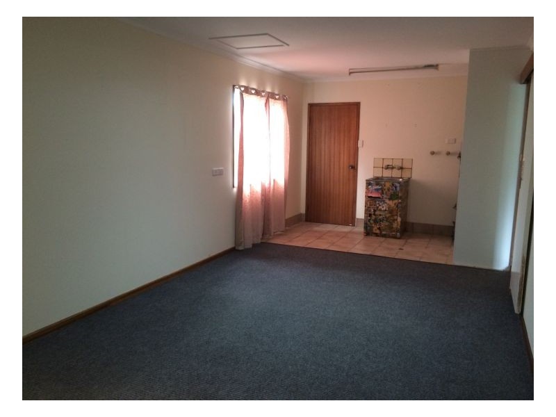 90 oleander avenue, Scarness QLD 4655