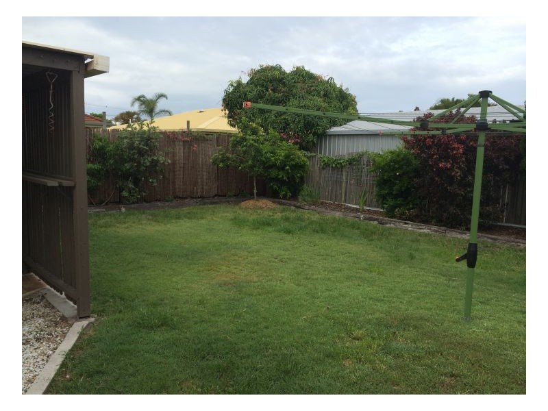 90 oleander avenue, Scarness QLD 4655