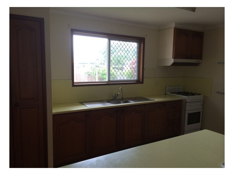 90 oleander avenue, Scarness QLD 4655