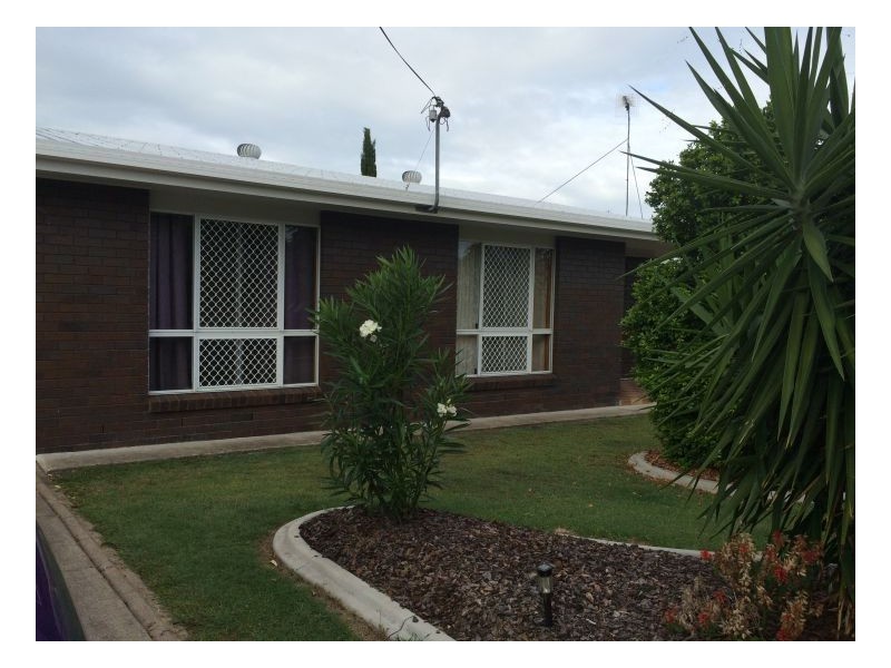 90 oleander avenue, Scarness QLD 4655