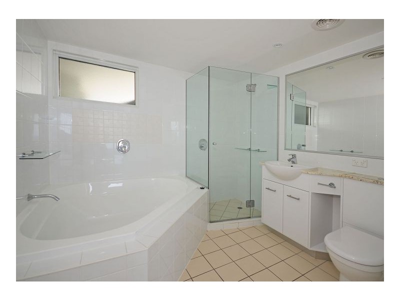 504 / 239 Esplanade, Pialba QLD 4655