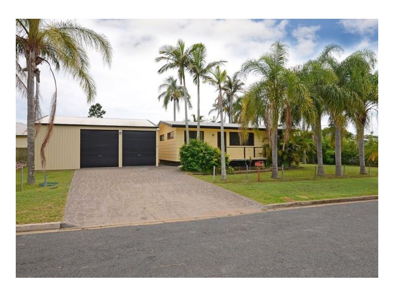 6-8 Crescent Street, Urangan QLD 4655