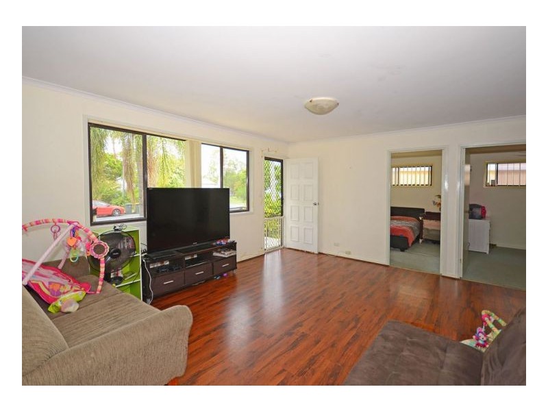 6-8 Crescent Street, Urangan QLD 4655
