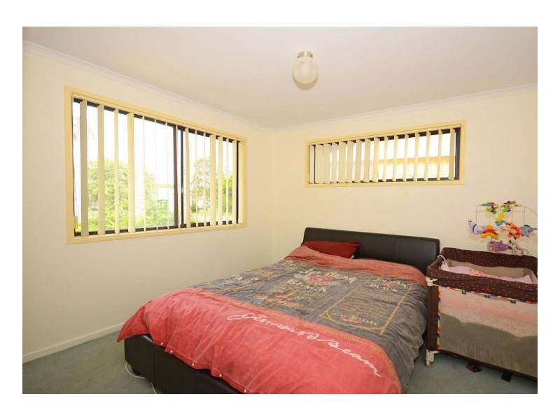 6-8 Crescent Street, Urangan QLD 4655