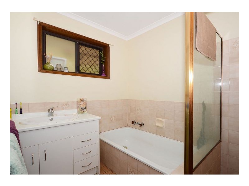 43 Honeysuckle Avenue, Kawungan QLD 4655