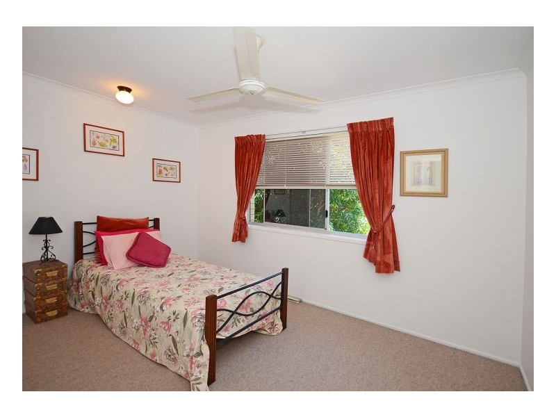 3 Top Street, Torquay QLD 4655