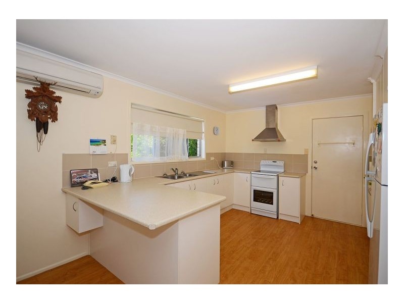 3 Top Street, Torquay QLD 4655