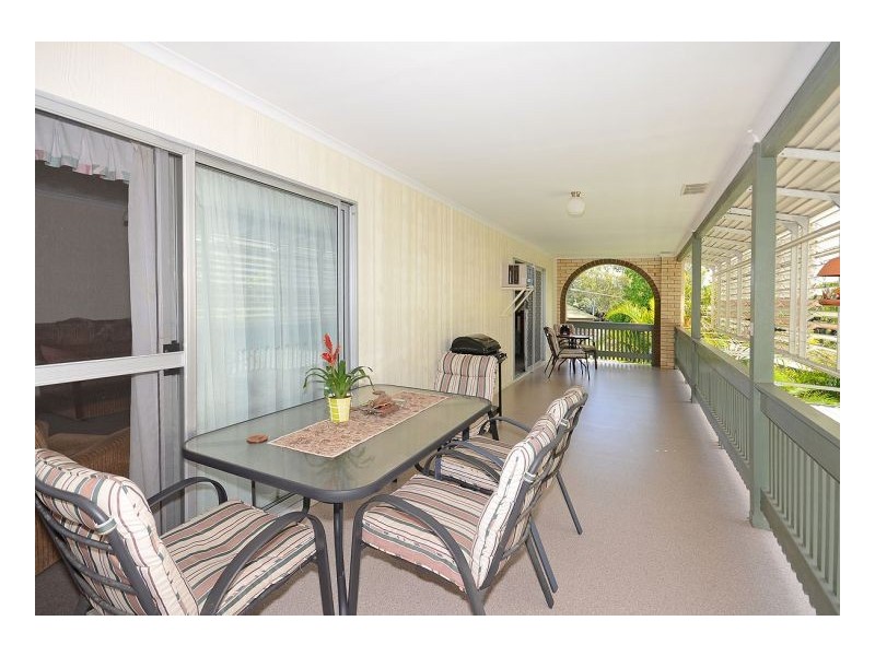 3 Top Street, Torquay QLD 4655