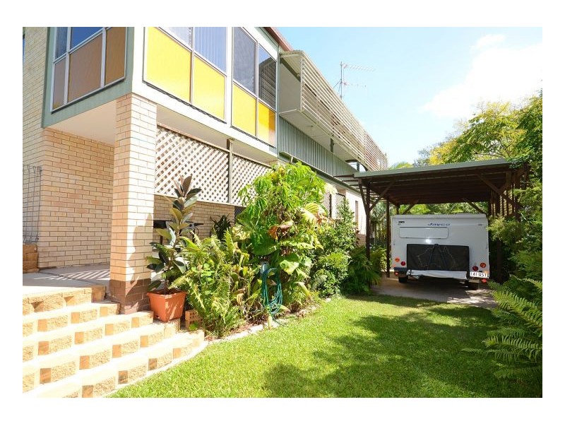 3 Top Street, Torquay QLD 4655