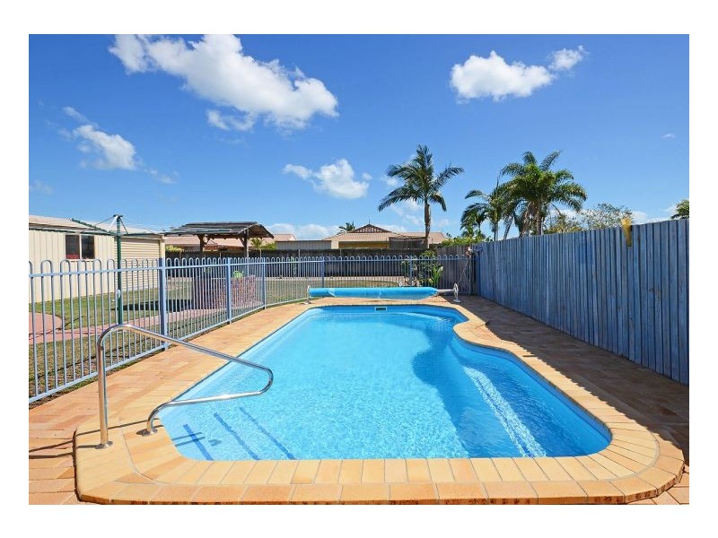 15 Keppel Court, Kawungan QLD 4655