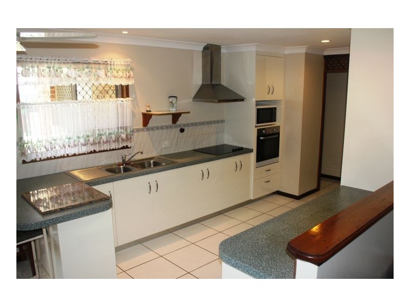 15 Keppel Court, Kawungan QLD 4655