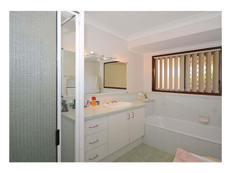 15 Keppel Court, Kawungan QLD 4655