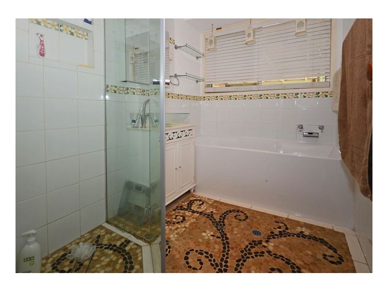 124 Oslove Drive, Booral QLD 4655