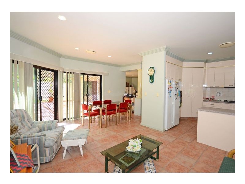 21 Rosewood Ave, Wondunna QLD 4655