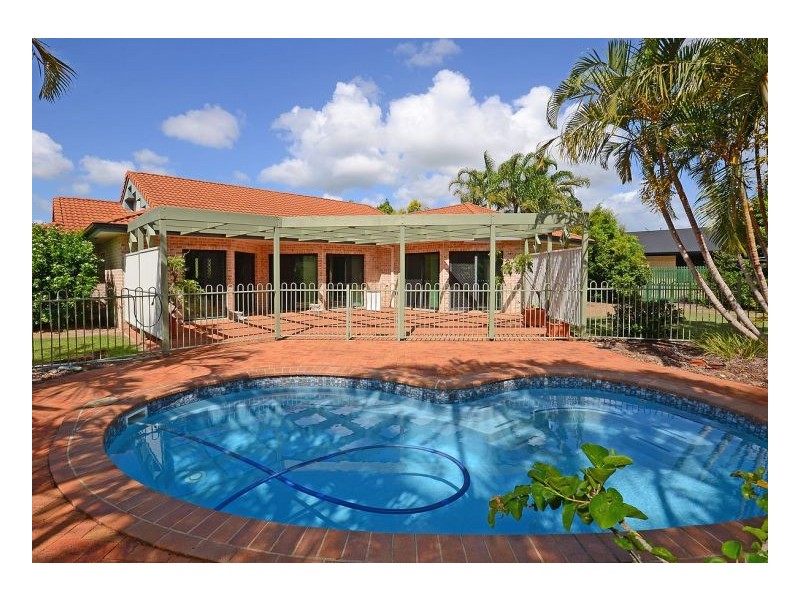 21 Rosewood Ave, Wondunna QLD 4655